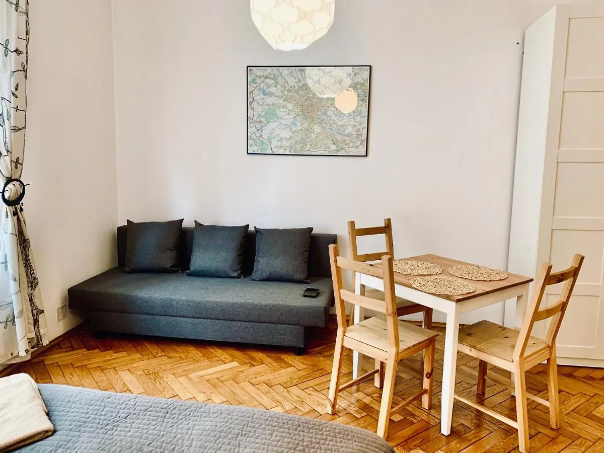 Studio In Center Kraków 0*,  Polska